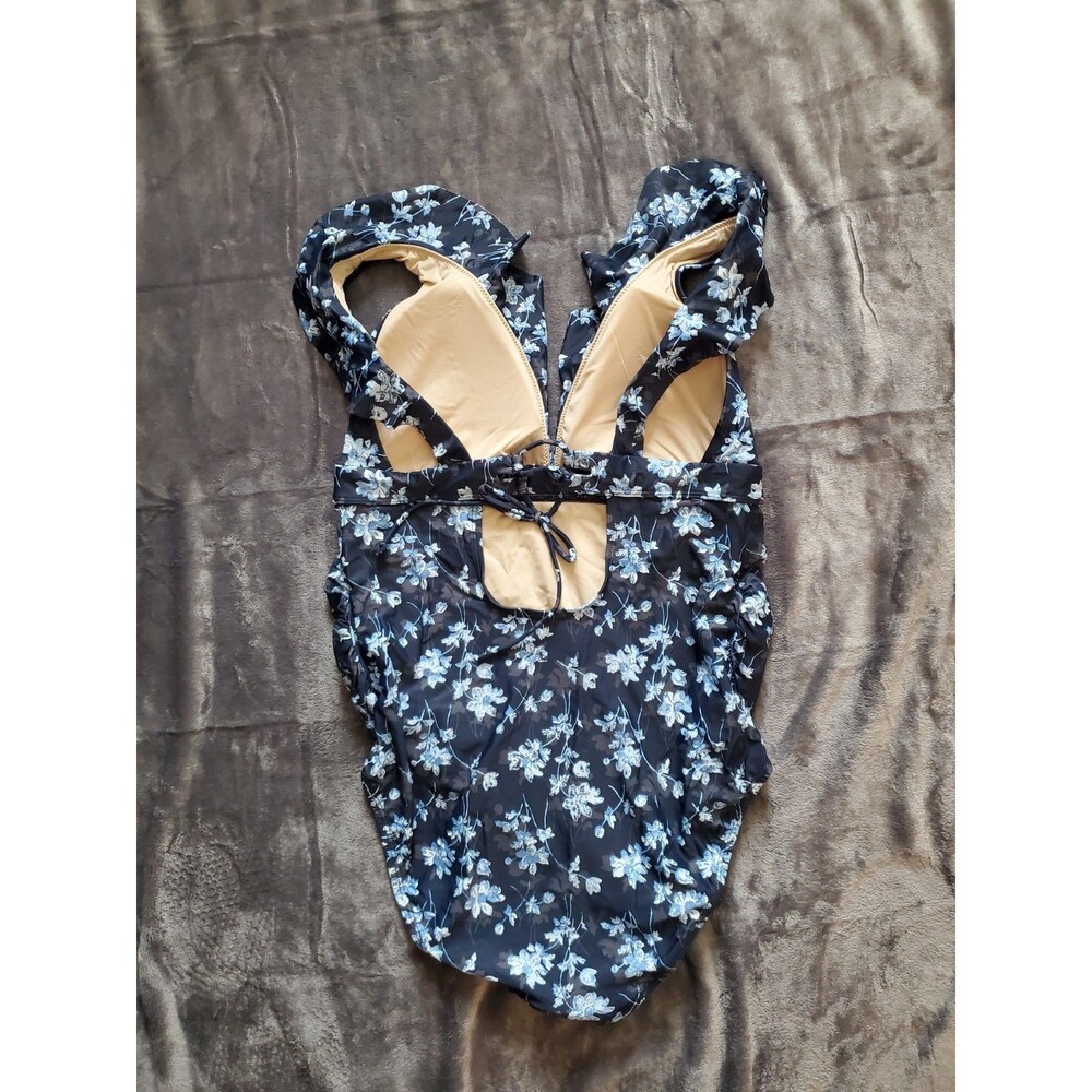 A PEA IN THE POD Maternity Swimsuit Medium Navy Blue NWT Floral Ruffle Beach - Picture 9 of 16